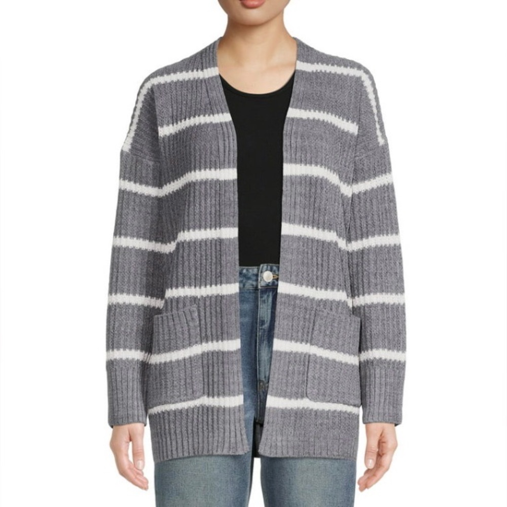 No Boundaries Juniors' Cardigan Sweater